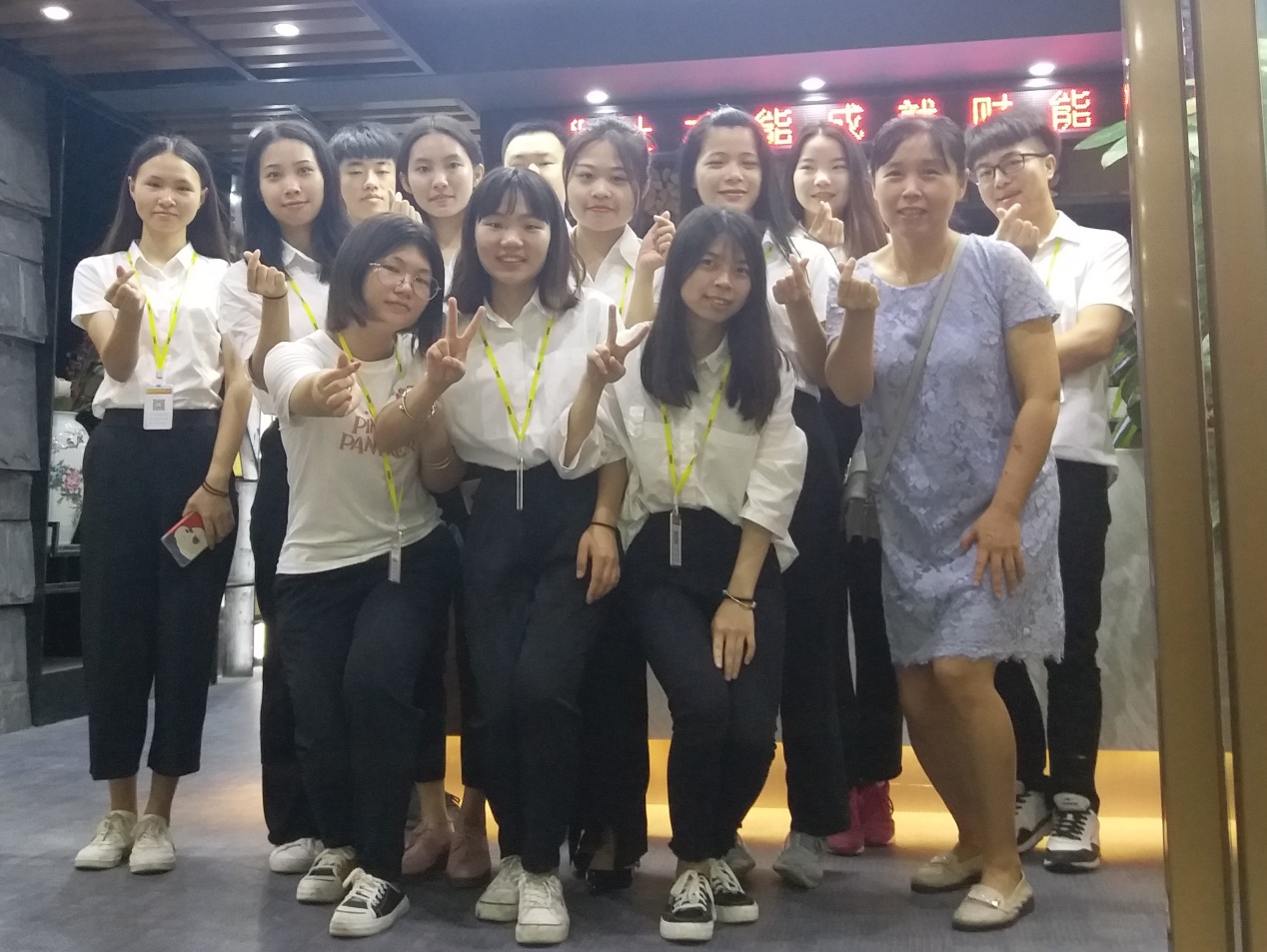 D:\刘群教学资料\18-19\18-19上\实践教学\下企业\7.24骏捷\骏捷20180724-1a‘.jpg